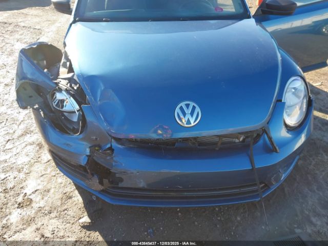 2018 VOLKSWAGEN BEETLE 3VWFD7AT9JM716679 Photo 5