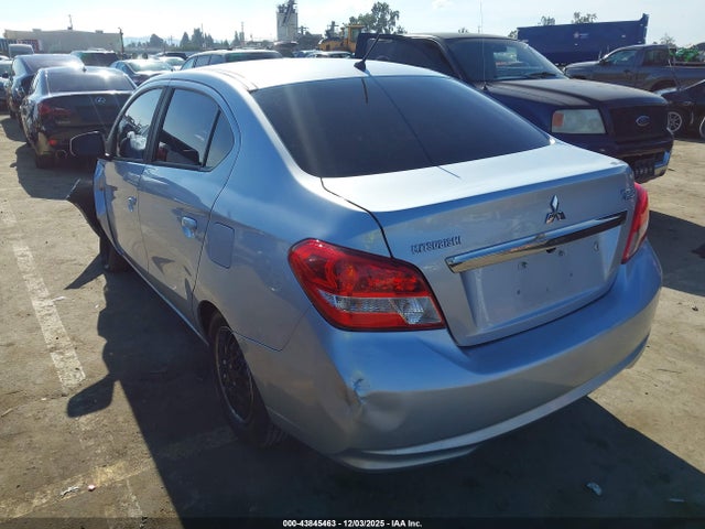 2018 MITSUBISHI MIRAGE G4 ML32F3FJ1JHF11136 Photo 2