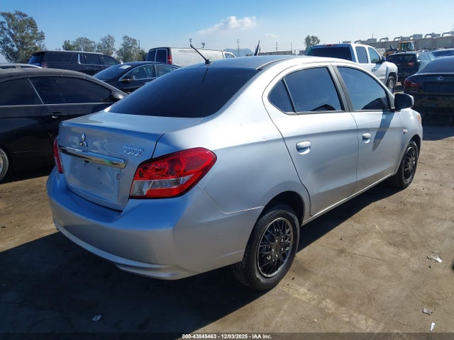 2018 MITSUBISHI MIRAGE G4 ML32F3FJ1JHF11136 Photo 3