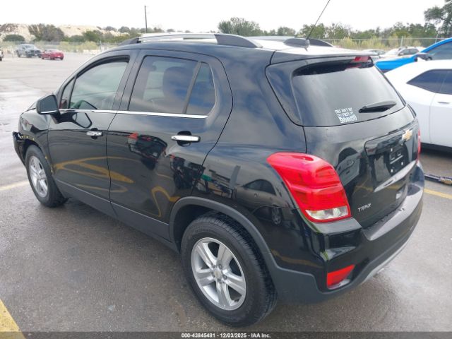 2019 CHEVROLET TRAX KL7CJLSB4KB741864 Photo 2