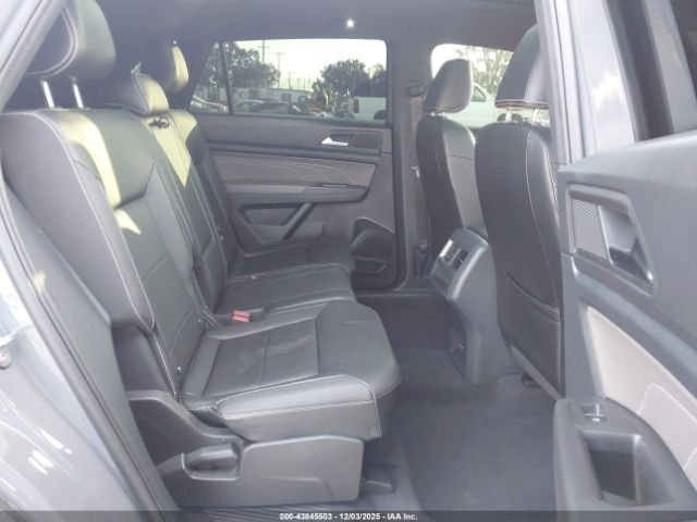 2023 VOLKSWAGEN ATLAS CROSS SPORT 1V2SE2CA8PC210055 Photo 7