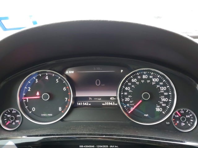 2015 VOLKSWAGEN TOUAREG WVGEF9BP3FD002261 Photo 6
