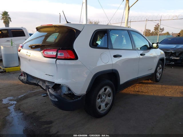 1C4PJLAB5HW654417 Jeep Cherokee