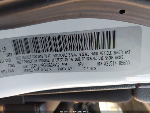 1C4PJLAB5HW654417 Jeep Cherokee