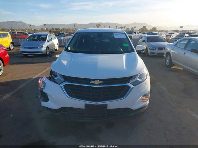 Продаж на аукціоні авто 2021 Chevrolet Equinox Awd Lt, vin: 3GNAXUEV2MS137720, номер лоту: 43845599