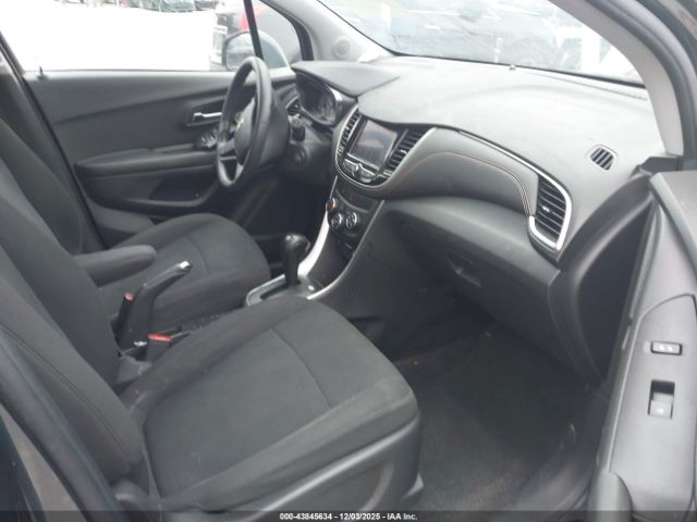 2021 CHEVROLET TRAX KL7CJNSB2MB356608 Photo 4