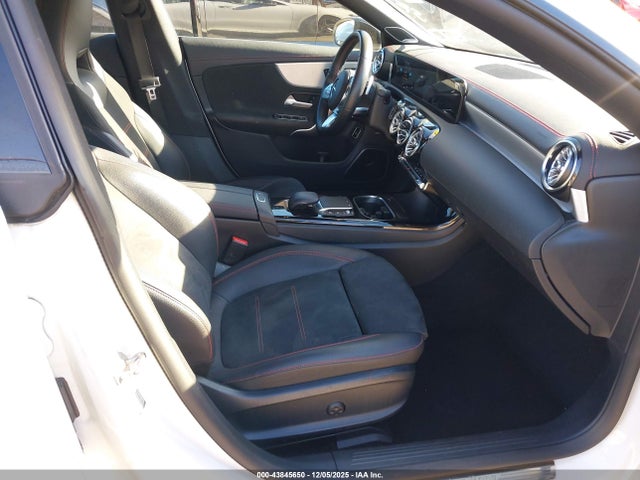 43845650 :رقم المزاد ، W1K5J4HB3MN192674 vin ، 2021 Mercedes-benz Cla 250 4matic مزاد بيع