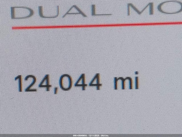 2021 TESLA MODEL Y 5YJYGDEF5MF072032 Photo 6