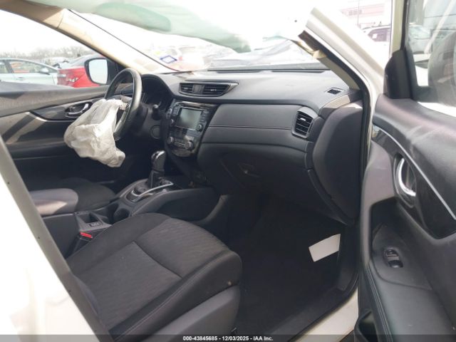 2018 NISSAN ROGUE KNMAT2MT1JP555415 Photo 4