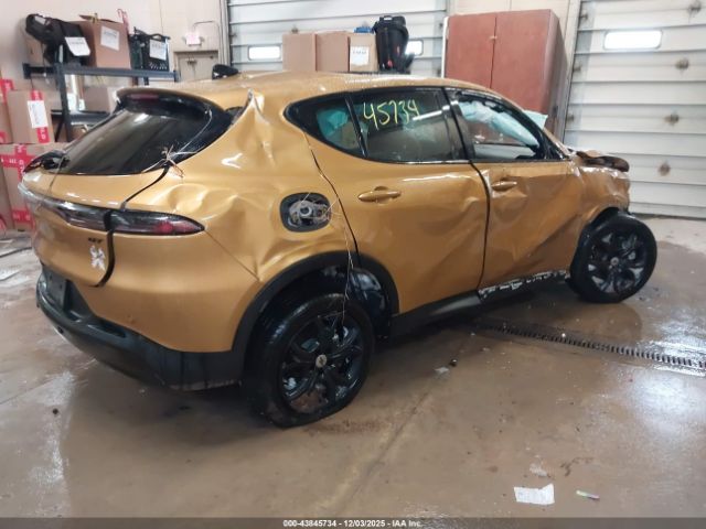 2024 DODGE HORNET ZACNDFAN9R3A39482 Photo 3