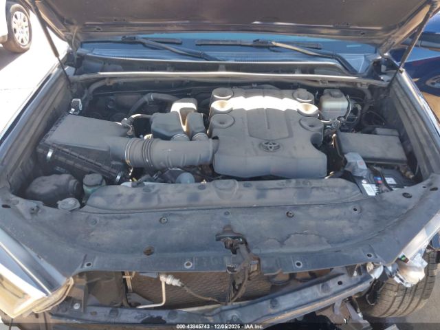 2018 TOYOTA 4RUNNER JTEBU5JR4J5597564 Photo 9