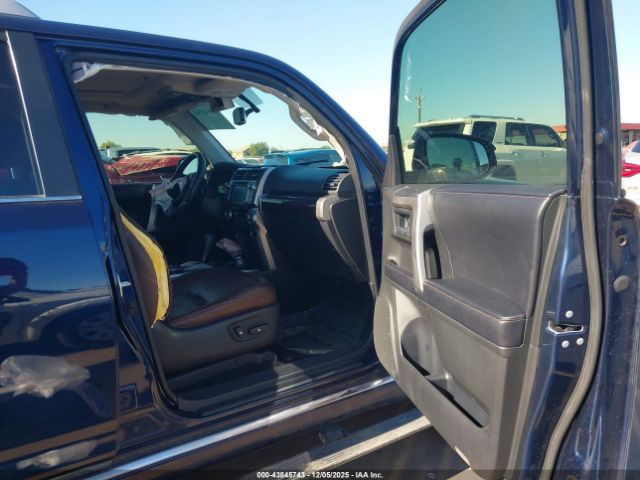 2018 TOYOTA 4RUNNER JTEBU5JR4J5597564 Photo 4