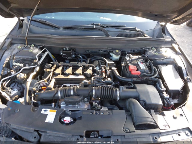 1HGCV1F1XKA060502 Honda ACCORD LX