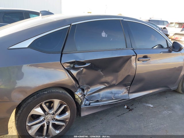 1HGCV1F1XKA060502 Honda ACCORD LX