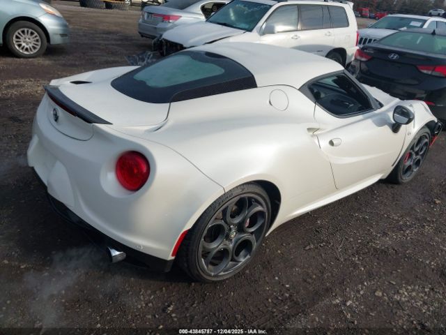 2015 ALFA ROMEO 4C ZARBAAC43FM144806 Photo 3
