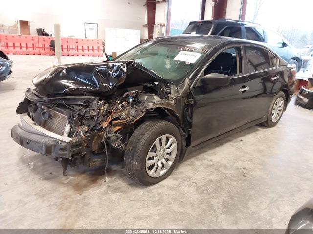 Продажа на аукционе авто 2015 Nissan Altima 2.5 S, vin: 1N4AL3AP8FC413922, номер лота: 43845801
