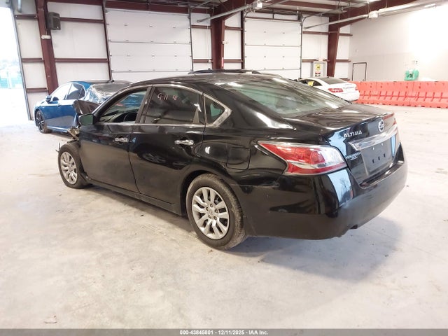 Продажа на аукционе авто 2015 Nissan Altima 2.5 S, vin: 1N4AL3AP8FC413922, номер лота: 43845801