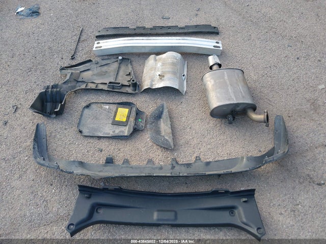 4T1F31AK4MU548603 Toyota Camry Xle Hybrid