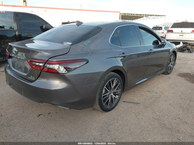 4T1F31AK4MU548603 Toyota Camry Xle Hybrid