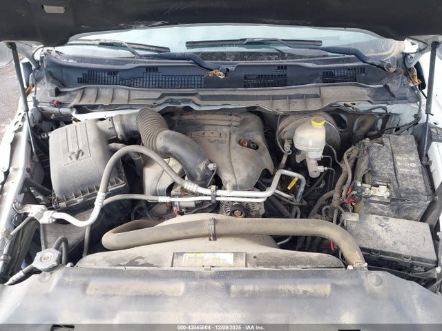 2016 RAM 1500 3C6RR7LT0GG181478 Photo 9