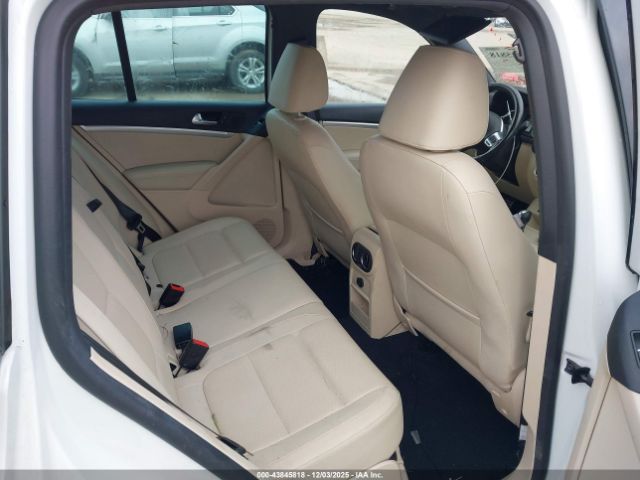 2016 VOLKSWAGEN TIGUAN WVGAV7AX6GW024171 Photo 7