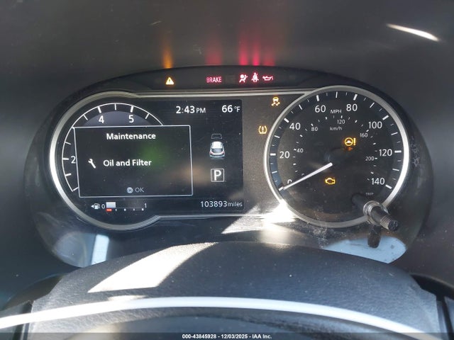 3N1CP5CU9JL521889 Nissan KICKS SV