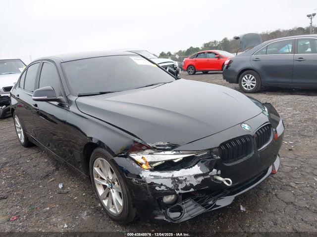 2017 Bmw 320i მანქანა იყიდება აუქციონზე, vin: WBA8E1G36HNU15796, აუქციონის ნომერი: 43845976