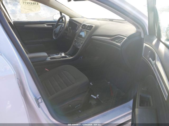 2020 FORD FUSION 3FA6P0T93LR227600 Photo 4