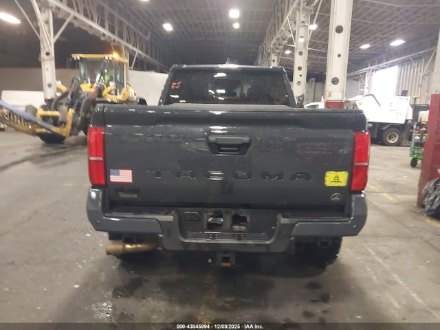 3TMLB5JNXSM140135 Toyota Tacoma Trd Off Road