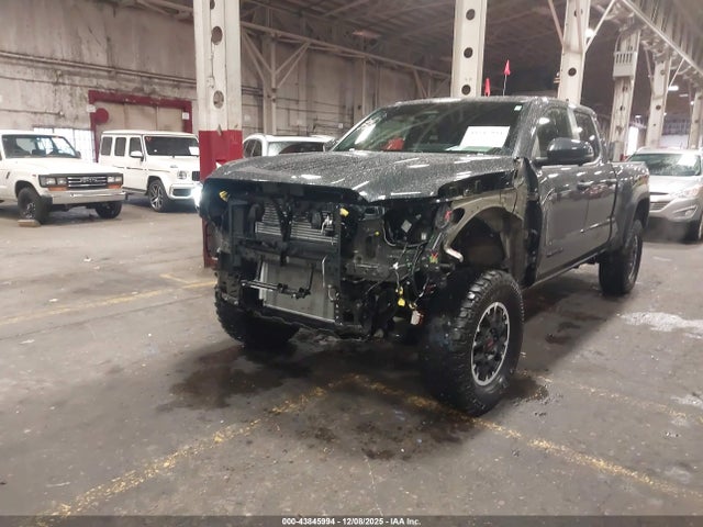 3TMLB5JNXSM140135 Toyota Tacoma Trd Off Road