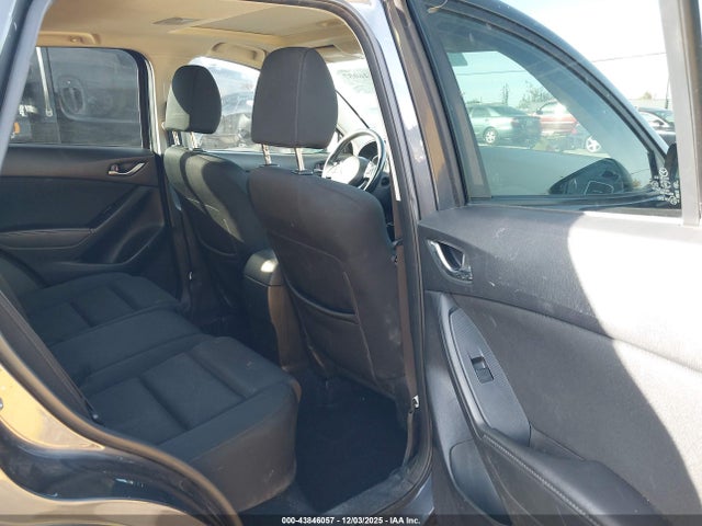 JM3KE4CY2G0827874 Mazda Cx-5 Touring