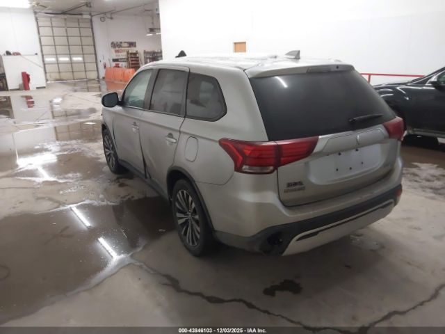 2019 MITSUBISHI OUTLANDER JA4AD3A32KZ045050 Photo 2