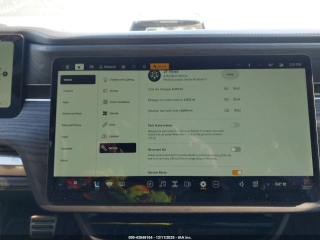 2023 RIVIAN R1T 7FCTGAAL1PN024435 Photo 6