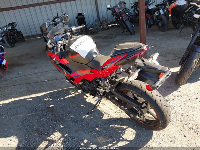 2025 KAWASAKI EX500 ML5EXGG16SDA68451 Photo 2