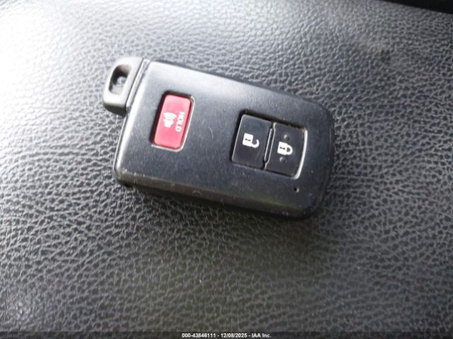 2018 TOYOTA RAV4 2T3RFREV2JW717530 Photo 10