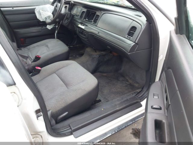 2011 FORD CROWN VICTORIA 2FABP7BV2BX159392 Photo 4