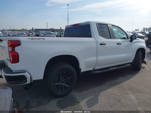 1GCRKBEK1SZ126504 Chevrolet Silverado 1500 4wd Standard Bed Custom
