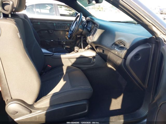 2019 DODGE CHALLENGER 2C3CDZAG7KH672268 Photo 4