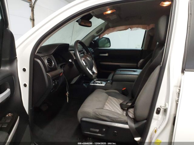 2018 TOYOTA TUNDRA 5TFUW5F10JX707735 Photo 4