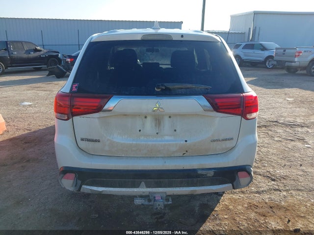 Продаж на аукціоні авто 2018 Mitsubishi Outlander Es, vin: JA4AD2A39JZ008862, номер лоту: 43846298