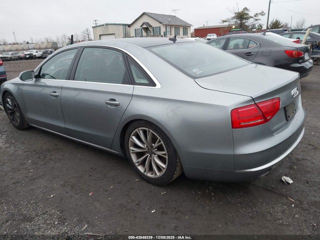 2012 AUDI A8 L WAURVAFD6CN015504 Photo 2