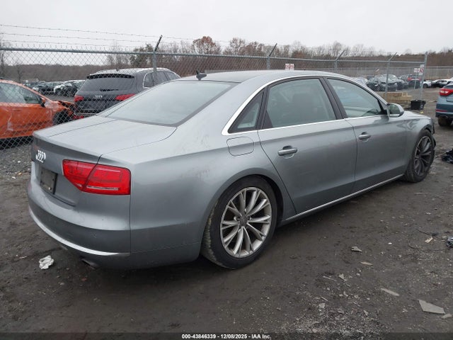 2012 AUDI A8 L WAURVAFD6CN015504 Photo 3