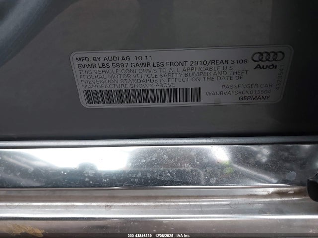 2012 AUDI A8 L WAURVAFD6CN015504 Photo 8