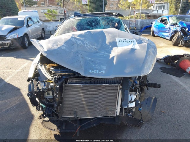 KNAG64J75S5317310 KIA K5 Gt-line