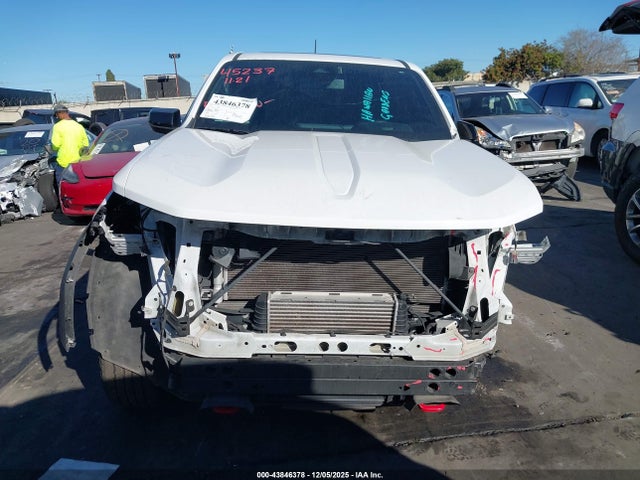 1GTP6DEK4P1190923 GMC Canyon 4wd Short Box At4