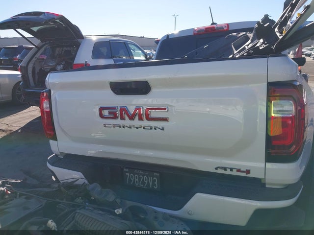 1GTP6DEK4P1190923 GMC Canyon 4wd Short Box At4