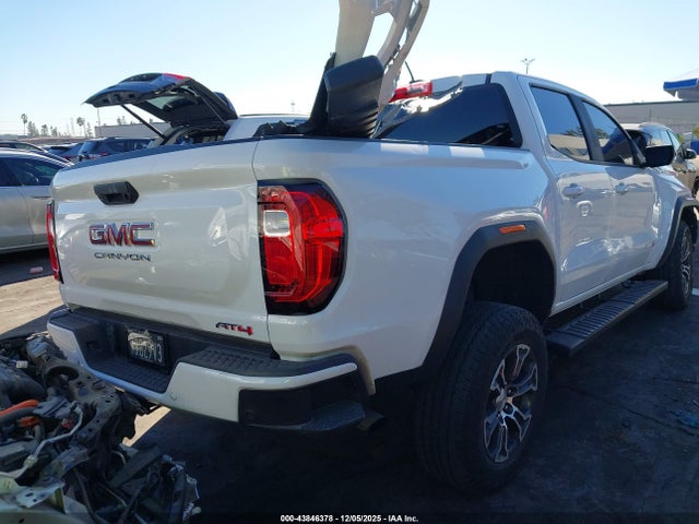 1GTP6DEK4P1190923 GMC Canyon 4wd Short Box At4