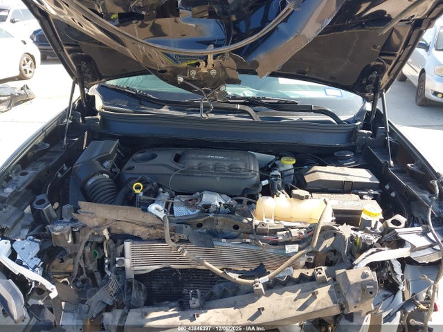 1C4PJMMN1ND545889 Jeep Cherokee Latitude Lux 4x4