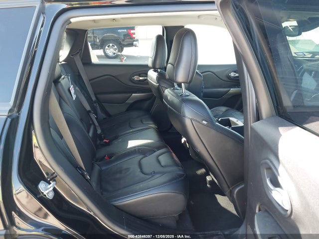 1C4PJMMN1ND545889 Jeep Cherokee Latitude Lux 4x4