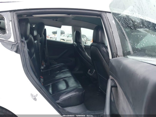 Продаж на аукціоні авто 2018 Tesla Model 3 Long Range/mid Range, vin: 5YJ3E1EA8JF032669, номер лоту: 43846443